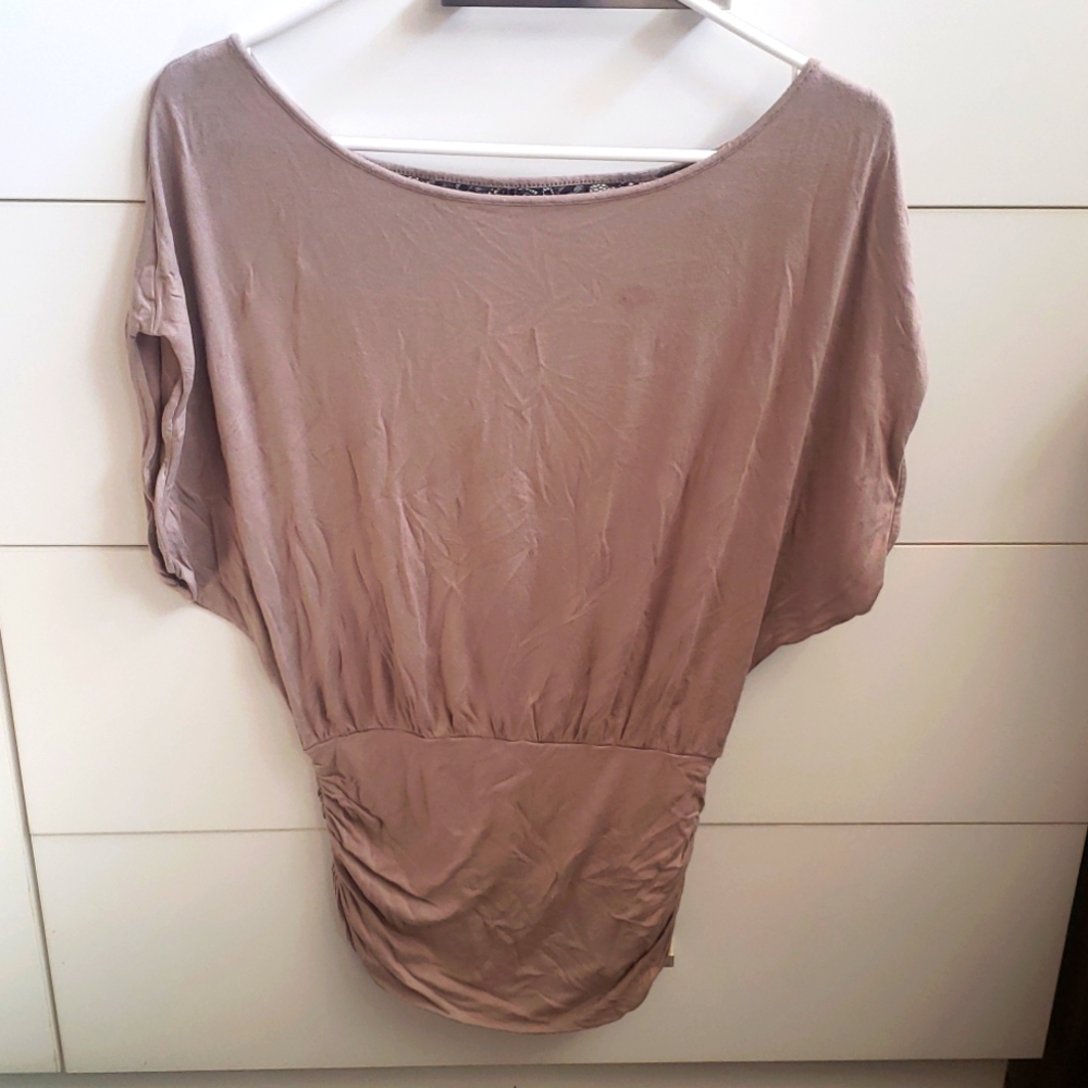 Express shirt with lace back sz xs